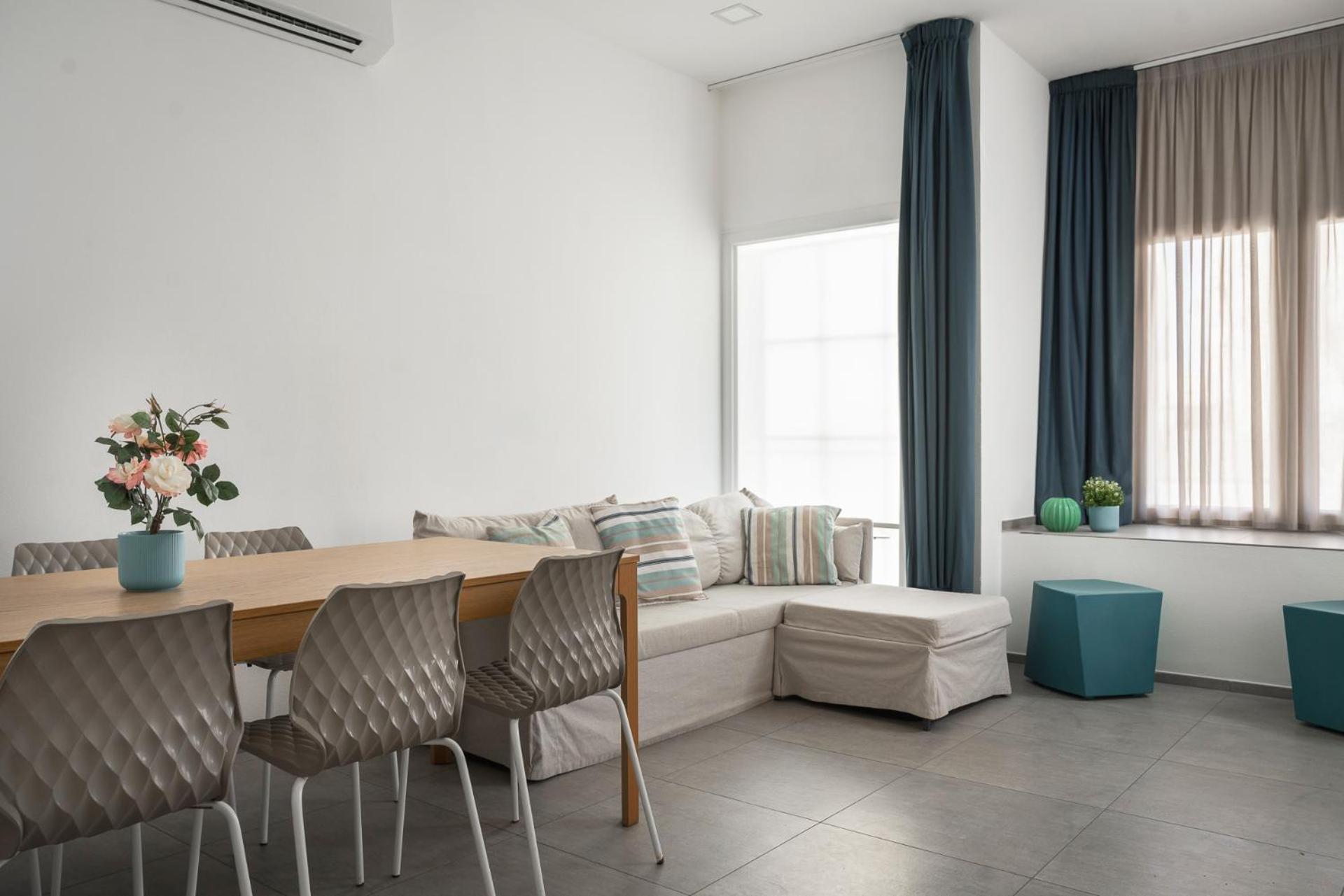 Rivabella Suite Apartments Римини Екстериор снимка