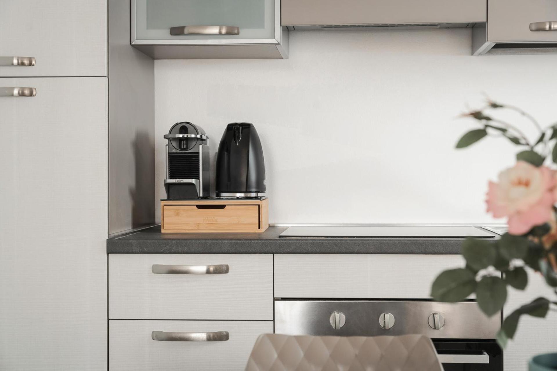 Rivabella Suite Apartments Римини Екстериор снимка