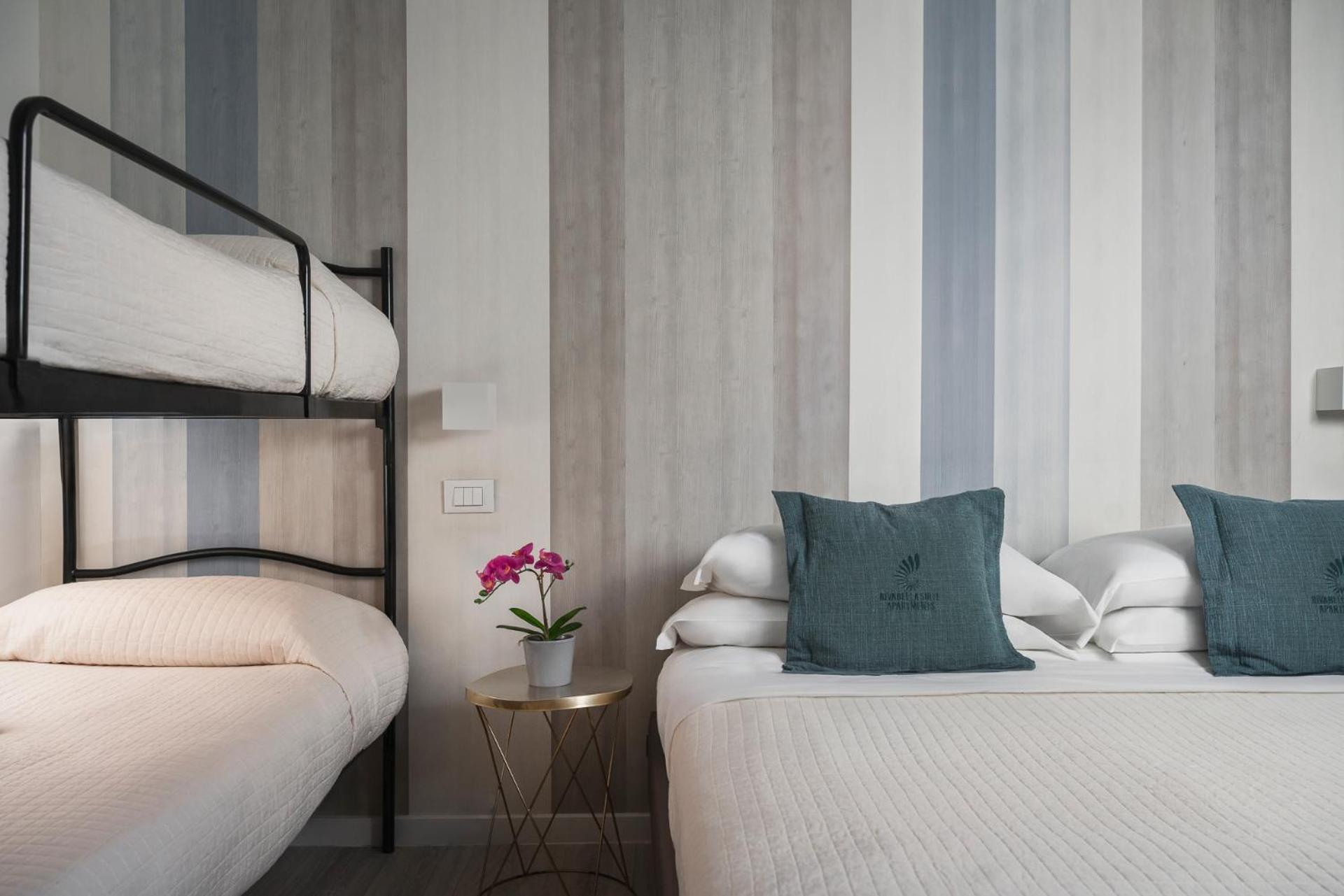 Rivabella Suite Apartments Римини Екстериор снимка