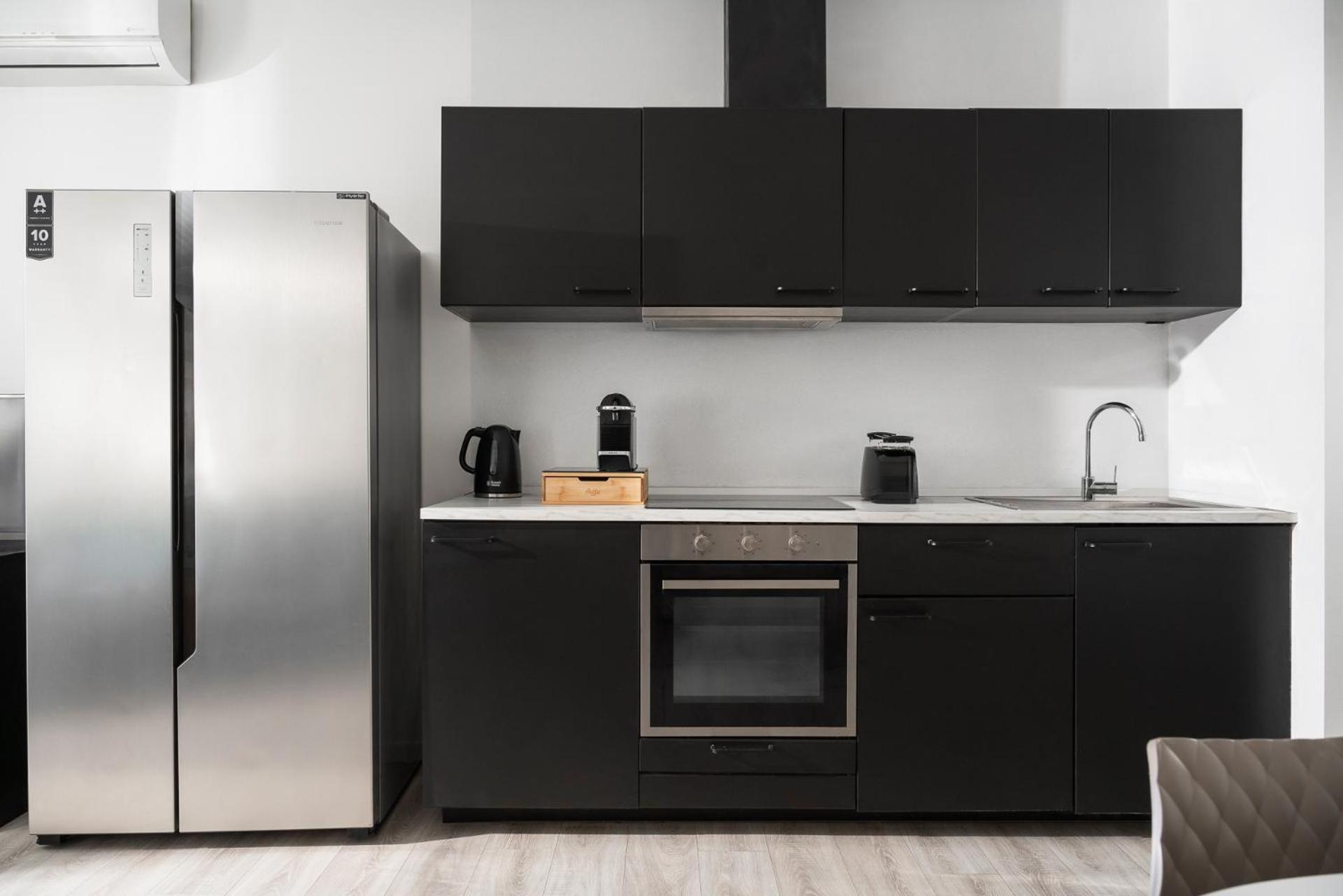 Rivabella Suite Apartments Римини Екстериор снимка