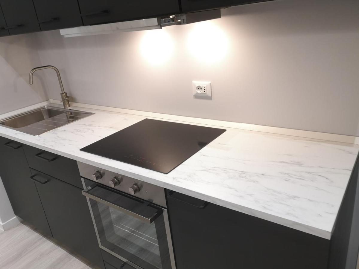 Rivabella Suite Apartments Римини Екстериор снимка
